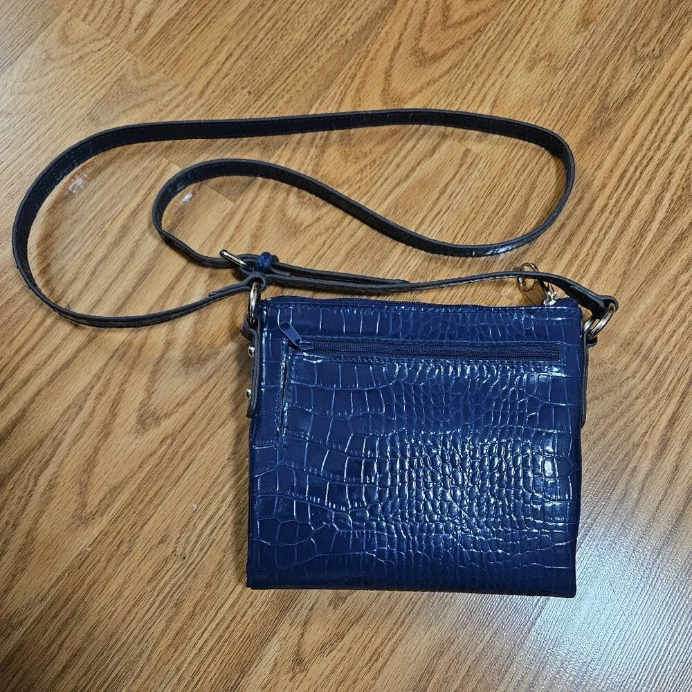 Liz Claiborne ‘Snap To It’ Crossbody Embossed Croc Faux Leather Bag - Picture 2 of 16